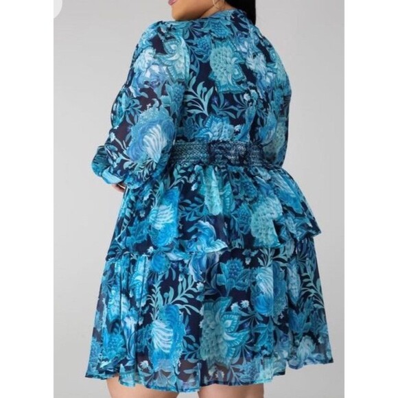L'Atiste by Amy Layered Ruffle Tiered Dress Blue Floral Women's 1X Sheer Sleeves - Picture 2 of 16